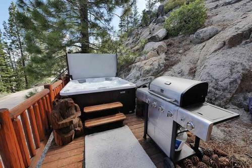 Saddle Road Holiday Home