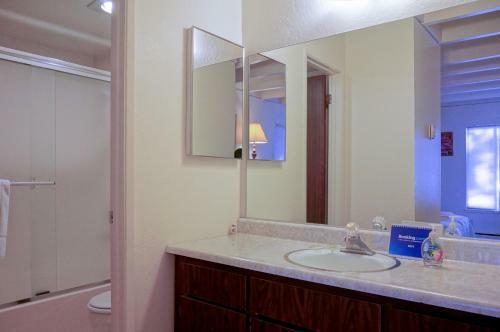 Lake Village 138