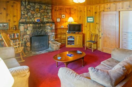 Zephyr Cove Cabin