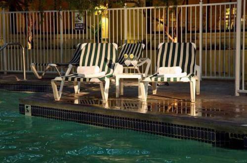 Aparthotel Jockey Club Suites
