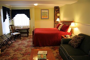 Posada Kearsarge Inn