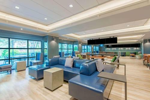 Wyndham Hamilton Park Hotel & Conference Center