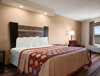 Hotel Super 8 Rahway Newark