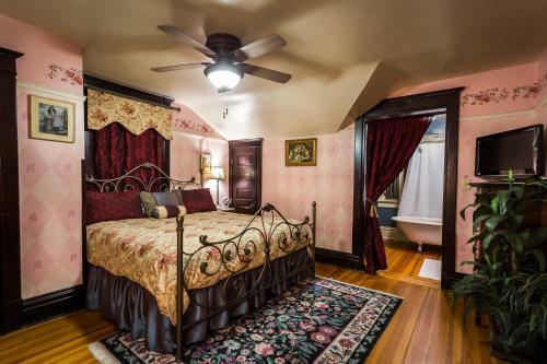 Downtown Historic Bed & Breakfast