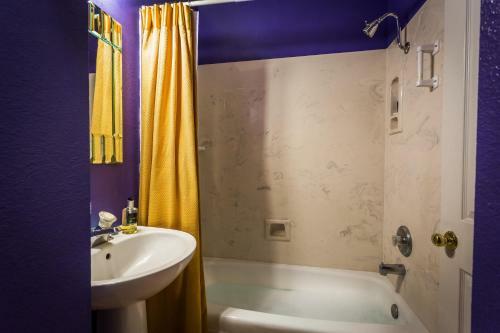 Downtown Historic Bed & Breakfast