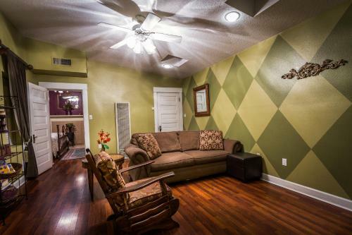 Downtown Historic Bed & Breakfast