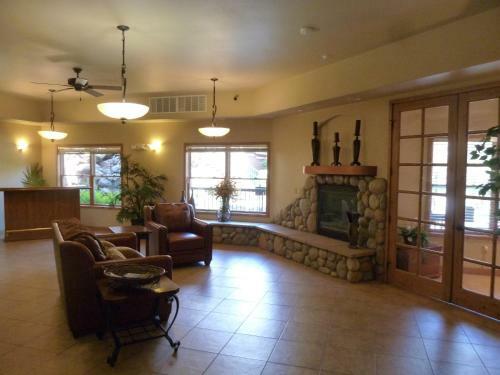 Hotel Ruidoso River Resort & Inn
