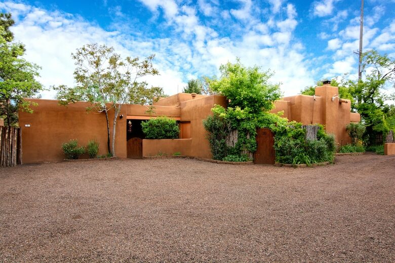Posada Santa Fe Motel & Inn