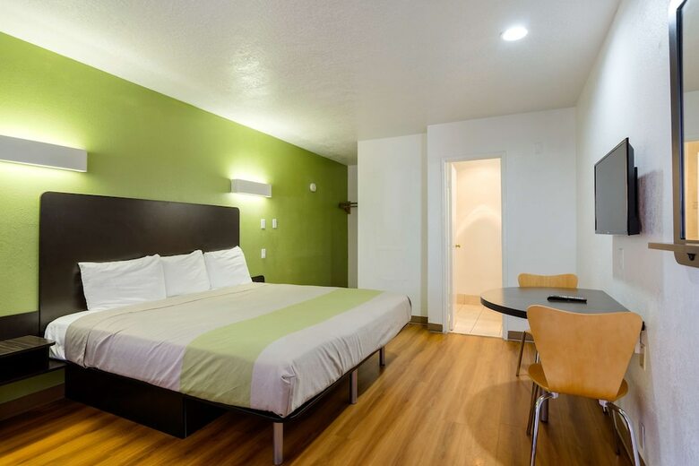 Motel 6 Santa Fe Plaza - Downtown