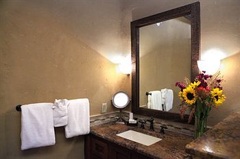 Posada Inn At Vanessie