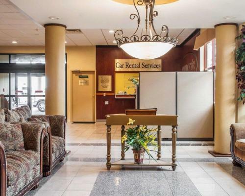 Hotel Quality Inn Buffalo Airport