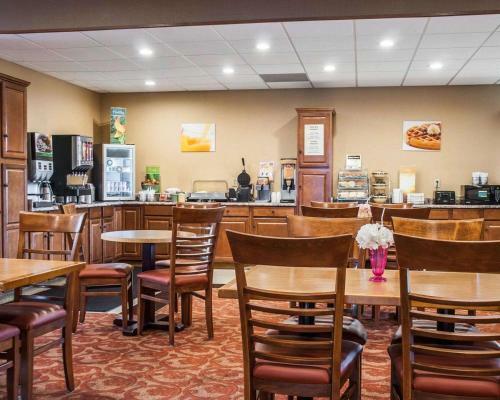 Hotel Quality Inn Buffalo Airport