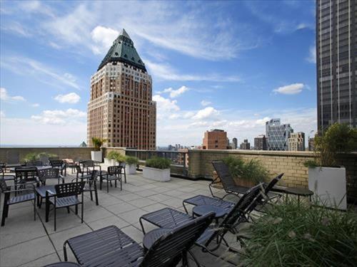 Luxury Apartments A Short Walk From Times Square
