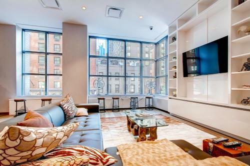Luxury Apartments A Short Walk From Times Square
