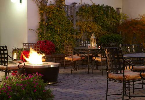 Hotel Rochester Airport Marriott