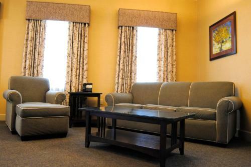 Posada The Parker Inn And Suites
