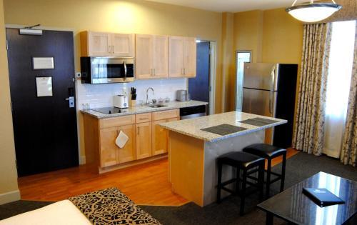 Posada The Parker Inn And Suites