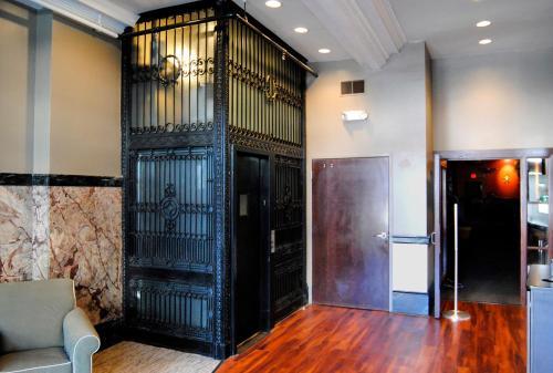 Posada The Parker Inn And Suites