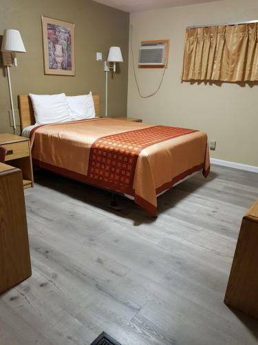 Happy Journey Motel