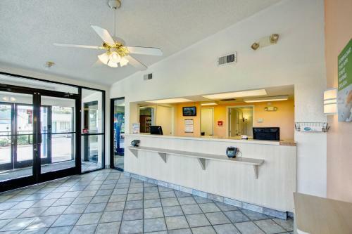 Motel Knights Inn Burlington Nc