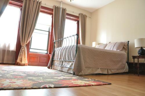 Lita's New York Apartments