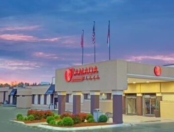 Ramada Hotel Charlotte Airport & Conference Center