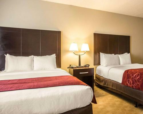 Hotel Comfort Suites Huntersville