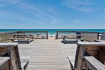 Hotel John Yancey Oceanfront Inn