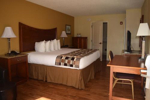Motel Atkinson Inn & Suites