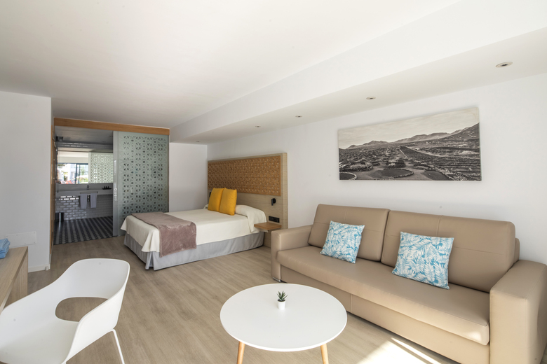 Hotel Oasis Lanz Beach Mate