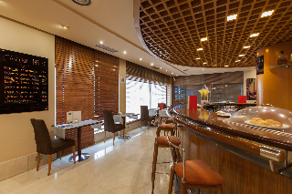 Hotel Silken Luis De Le�n