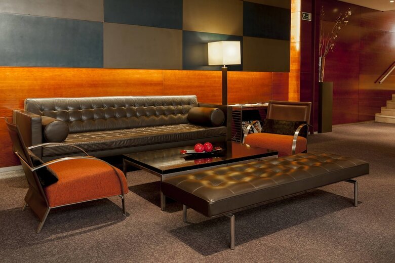 AC Hotel Le�n San Antonio By Marriott