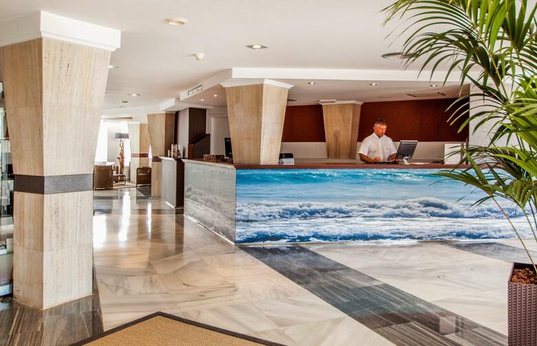 Hotel Catalonia Del Mar