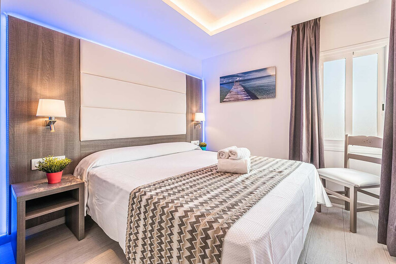Apartamentos Playa Ferrera