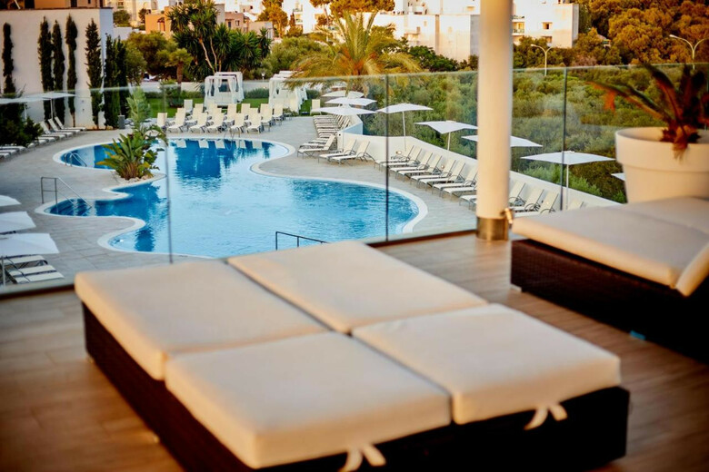 Monsuau Cala D'or Hotel