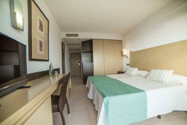 Hotel Blau Punta Reina Resort