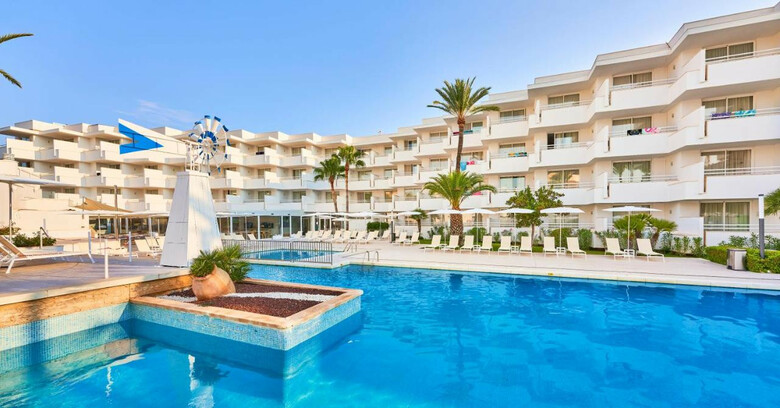 Hotel Globales Cala Bona Suites Globales