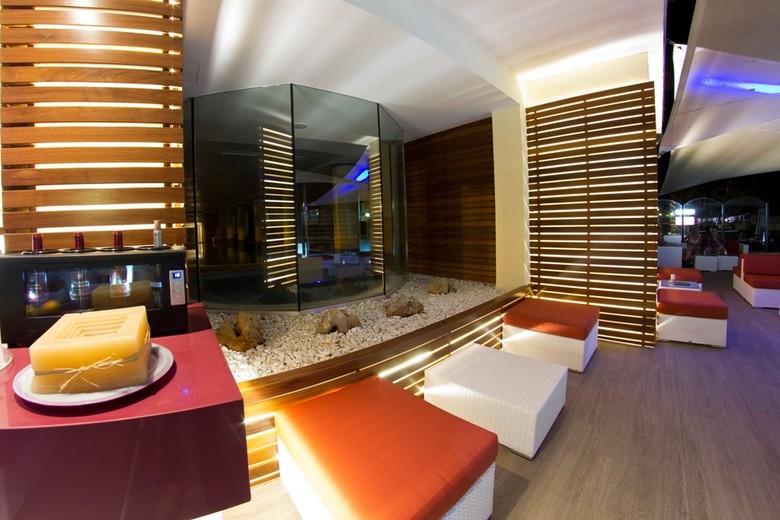 Hotel Sentido Castell De Mar