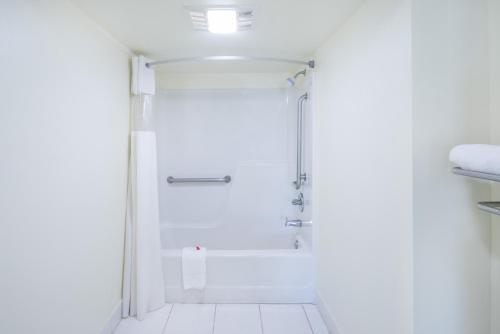 Motel Days Inn By Wyndham Raleigh Midtown