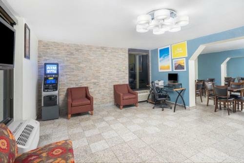 Motel Days Inn By Wyndham Raleigh Midtown