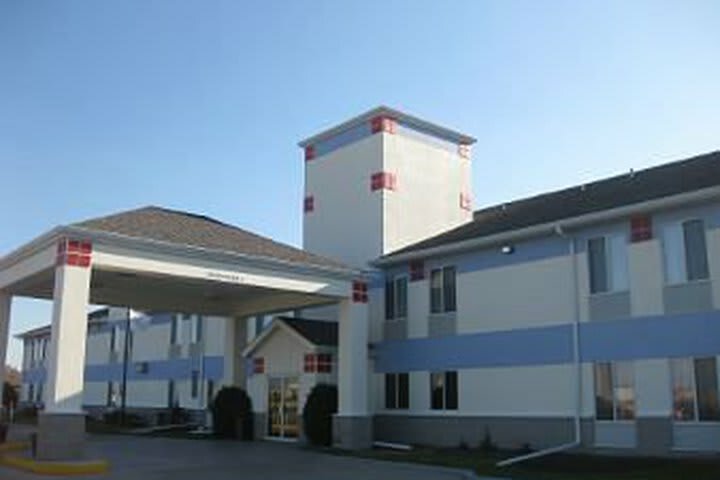 Hotel Baymont Inn & Suites (wahpeton)