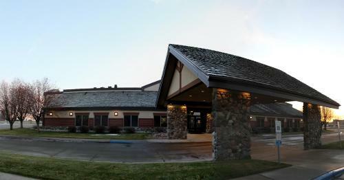 Hotel C'mon Inn Grand Forks