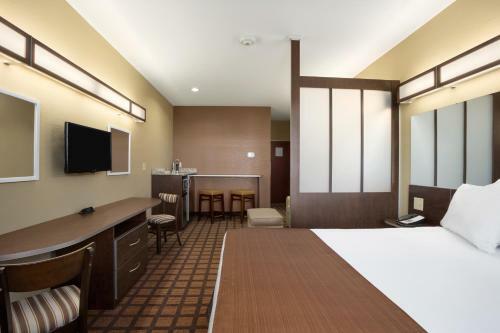 Hotel Microtel Inn And Suites Carrollton