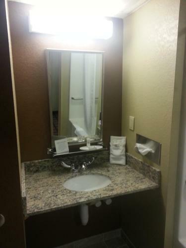 Hotel Microtel Inn And Suites Carrollton