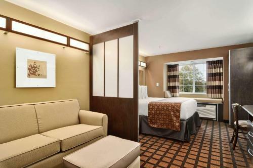 Hotel Microtel Inn And Suites Carrollton