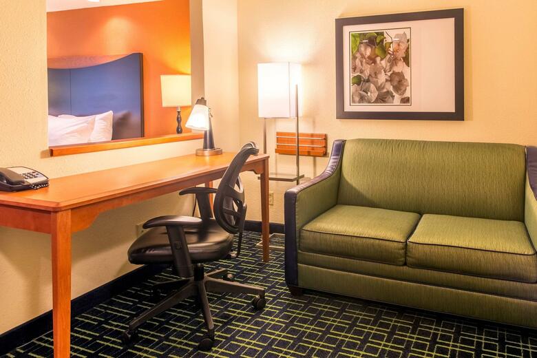 Hotel Fairfield Inn & Suites Canton