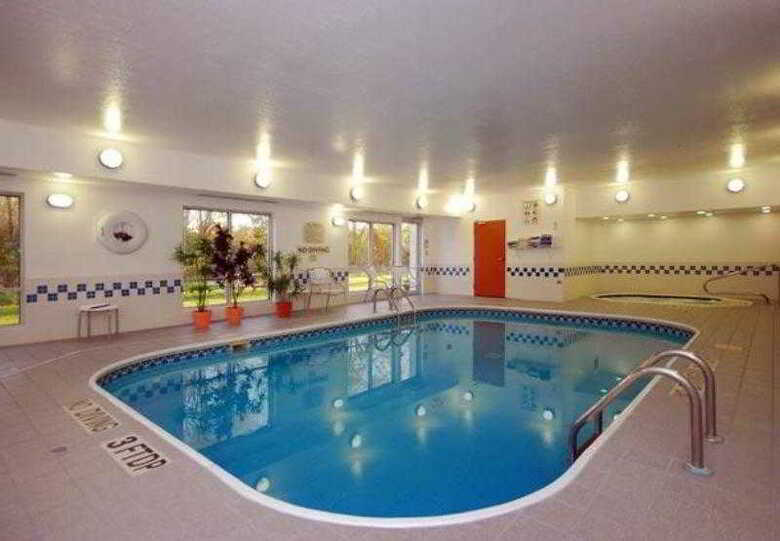 Hotel Fairfield Inn & Suites Canton