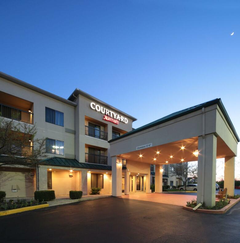 Hotel Courtyard By Marriott Dayton North