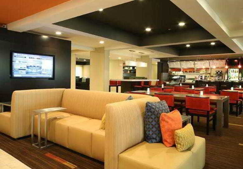 Hotel Courtyard By Marriott Dayton North