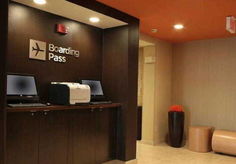 Hotel Courtyard By Marriott Dayton North